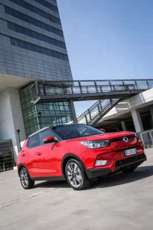 Ssangyong TIVOLI - 126
