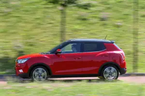 Ssangyong TIVOLI - 145