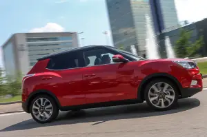 Ssangyong TIVOLI - 175