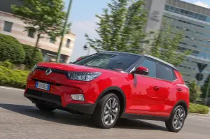 Ssangyong TIVOLI - 180