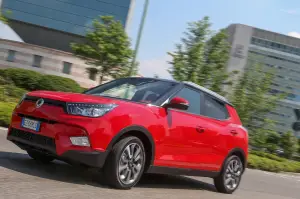 Ssangyong TIVOLI - 182
