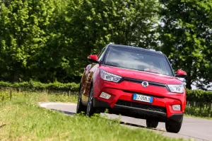 Ssangyong TIVOLI - 214