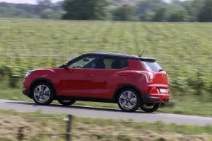 Ssangyong TIVOLI - 216