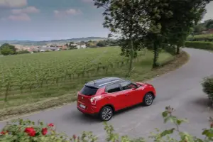 Ssangyong TIVOLI - 227