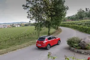 Ssangyong TIVOLI - 228