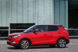 Ssangyong TIVOLI - 82