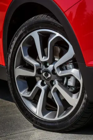 Ssangyong TIVOLI - 86