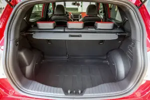 Ssangyong TIVOLI - 97