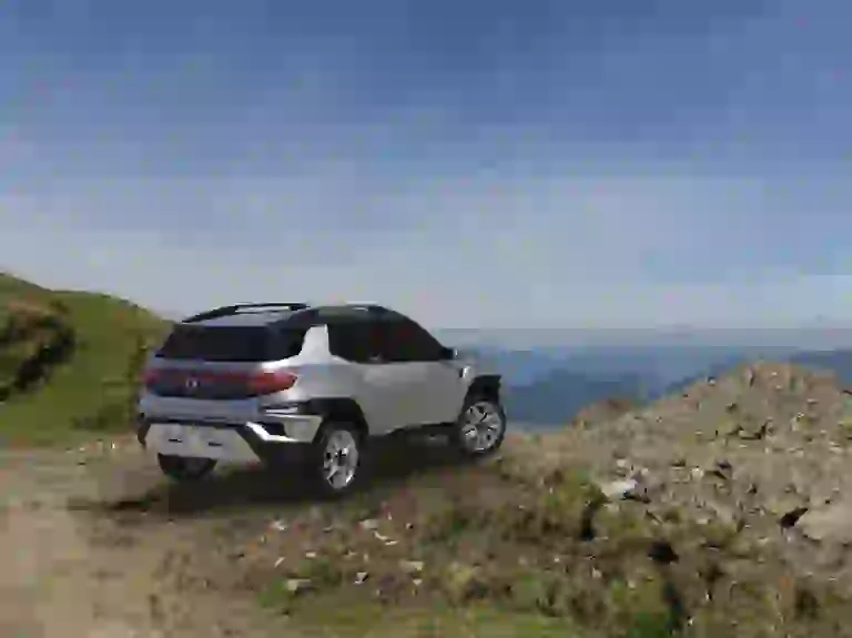 Ssangyong XAVL - Salone di Ginevra 2017 - 17