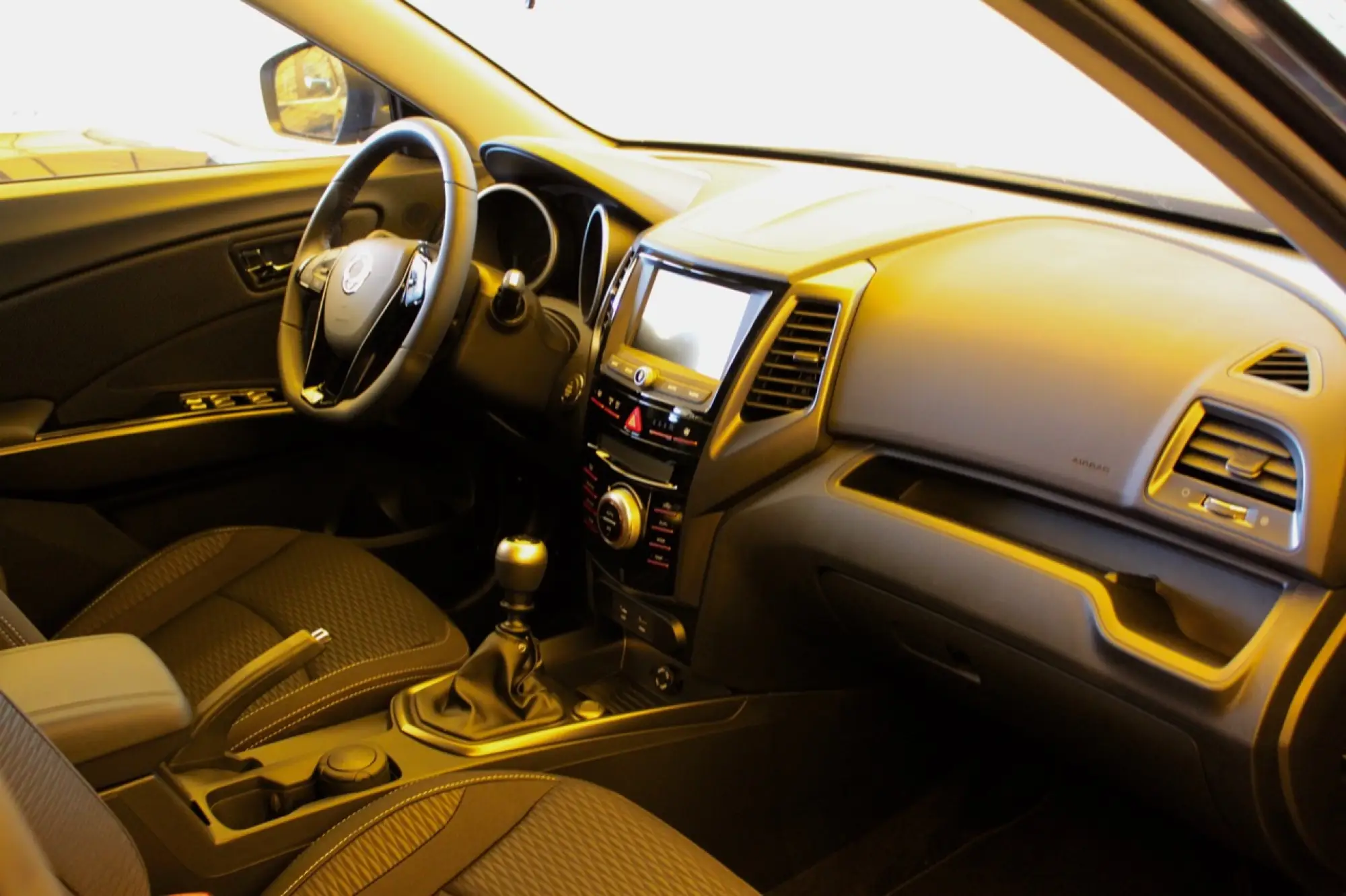 SsangYong XLV - Primo contatto - 27