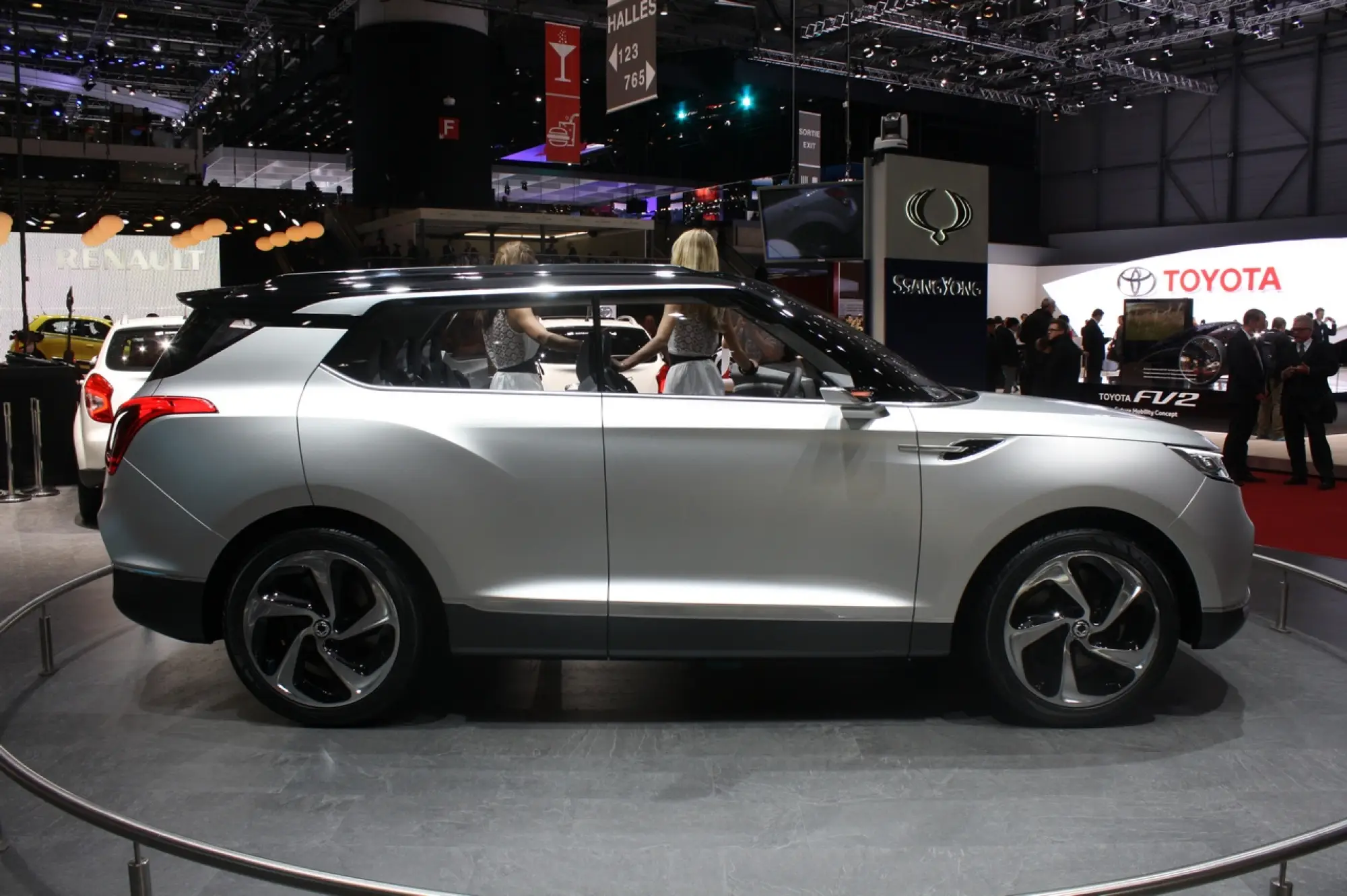 SsangYong XLV - Salone di Ginevra 2014 - 12