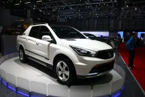SSanyong SUT1 Pick Up - Salone di Ginevra 2011 - 1