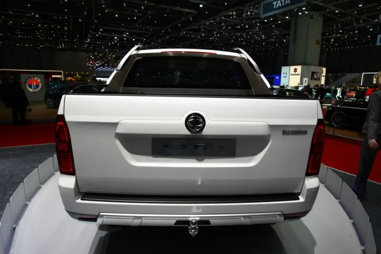 SSanyong SUT1 Pick Up - Salone di Ginevra 2011 - 11