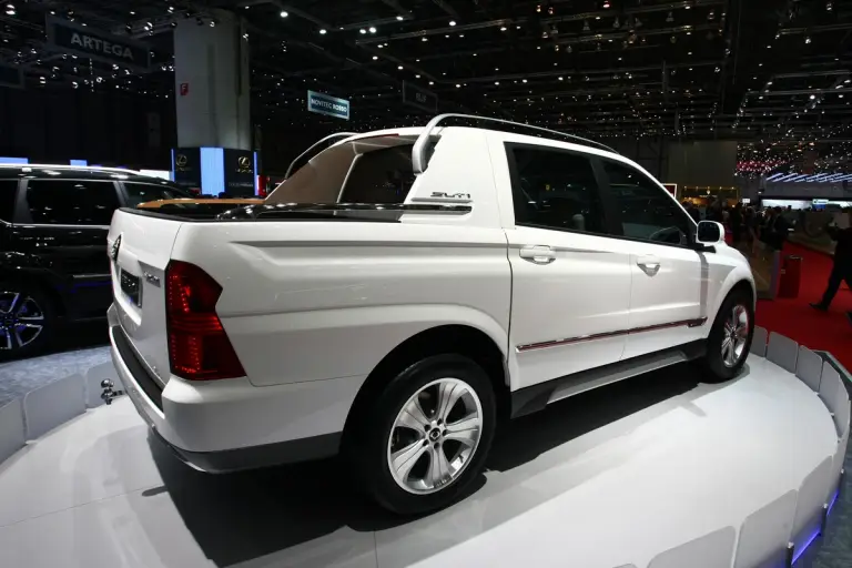 SSanyong SUT1 Pick Up - Salone di Ginevra 2011 - 12