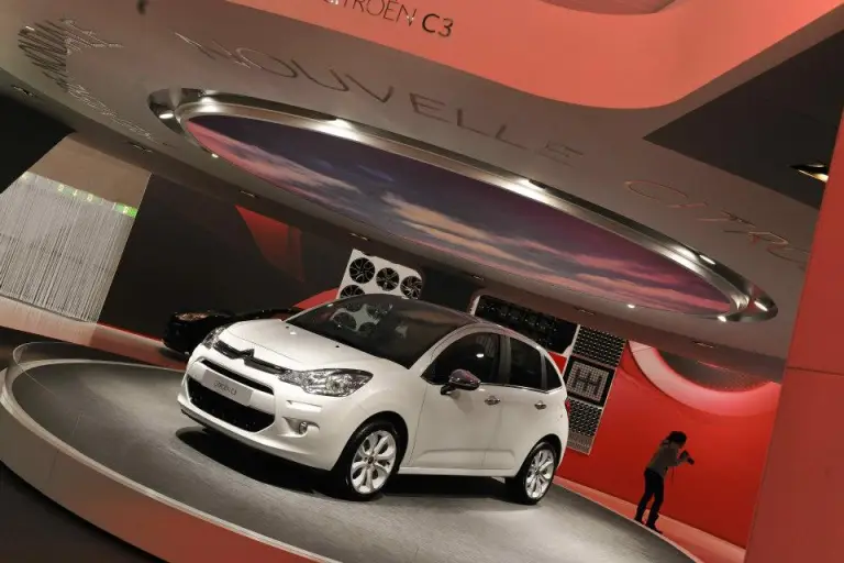 Stand Citroen - Salone di Ginevra 2013  - 1