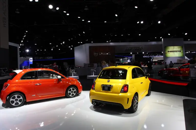 Stand FIAT - Salone di Detroit 2013 - 14