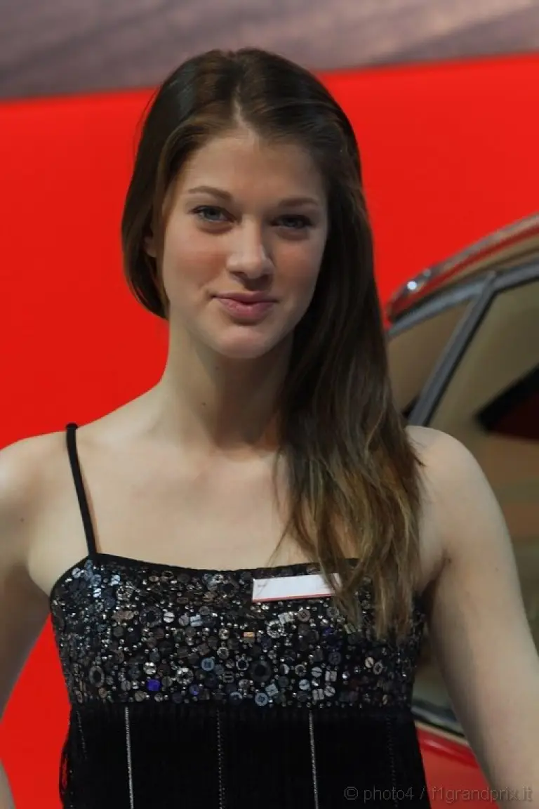 Stand girl Motorshow Bologna 2010 - 13