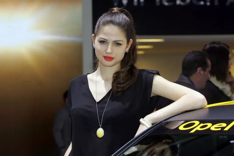 Stand Girl - Salone di Ginevra 2013 - 3