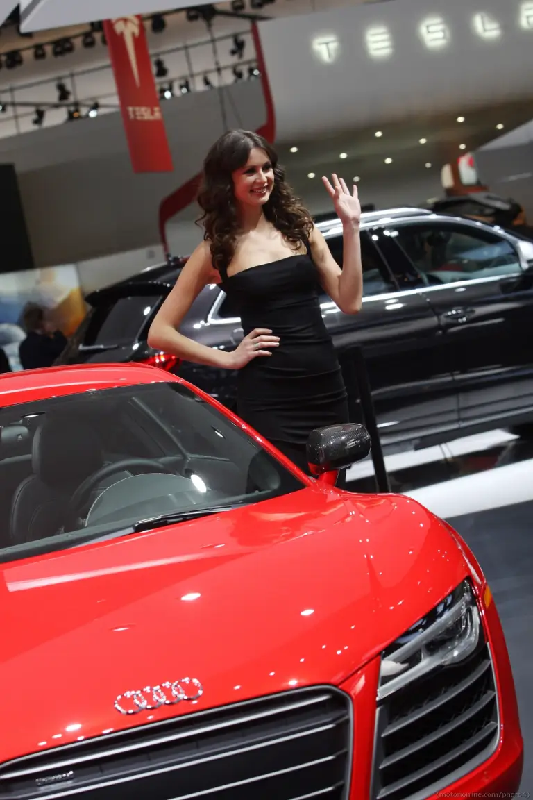 Stand Girls - Naias - Salone di Detroit 2013 - 16