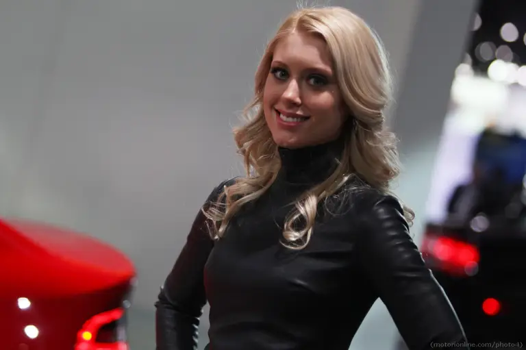 Stand Girls - Naias - Salone di Detroit 2013 - 18