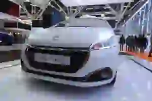 Stand Peugeot al Motor Show di Bologna 2016