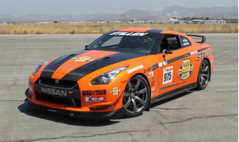 Stillen Nissan GT-R - 6