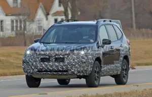 Subaru Forester 2022 - Foto spia 17-12-2020