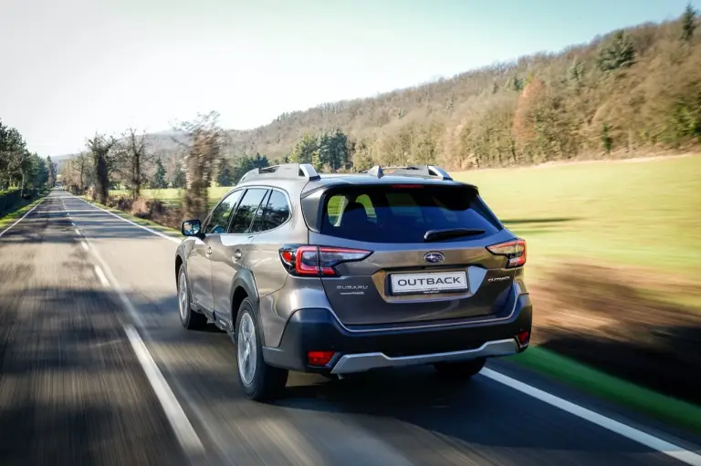 Subaru Outback 2021 - Foto ufficiali - 12