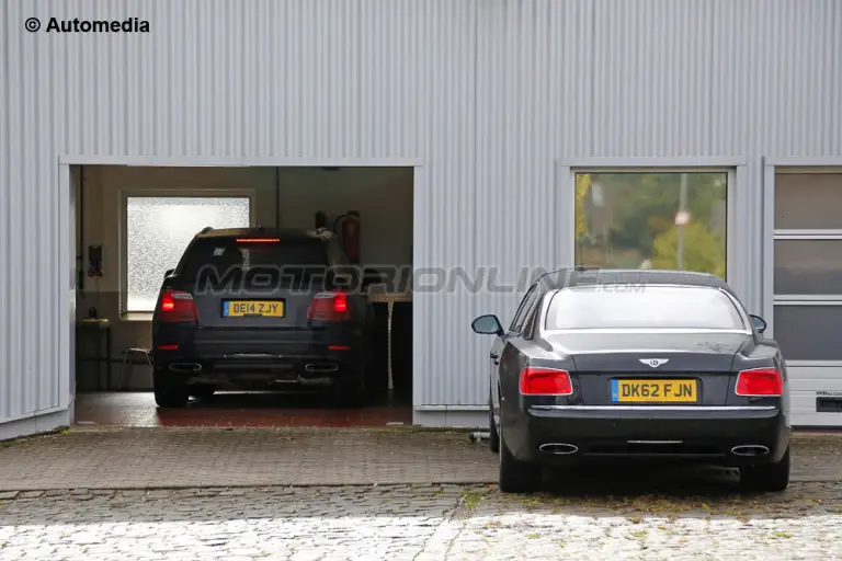 SUV Bentley - Foto spia 08-10-2014 - 7