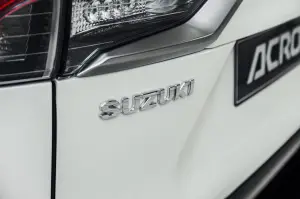 Suzuki Across 2020 prova su strada