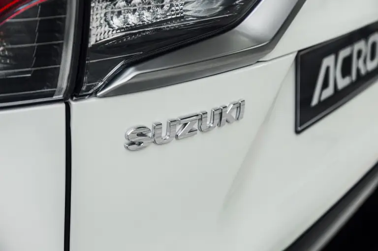 Suzuki Across 2020 prova su strada - 18