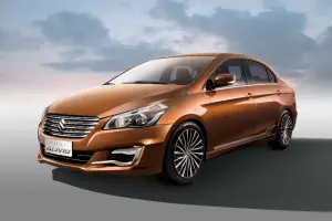 Suzuki Alivio Concept e iV-4 Concept