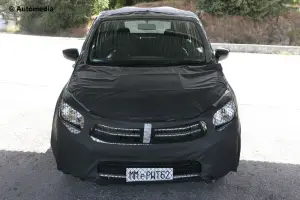 Suzuki Alto - Foto spia 07-08-2013 - 1