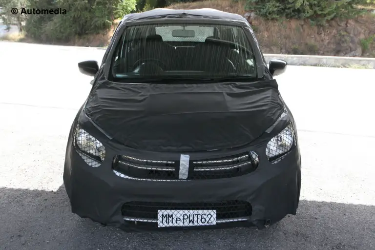 Suzuki Alto - Foto spia 07-08-2013 - 1