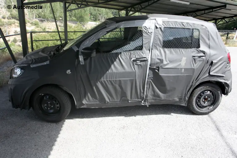 Suzuki Alto - Foto spia 07-08-2013 - 3