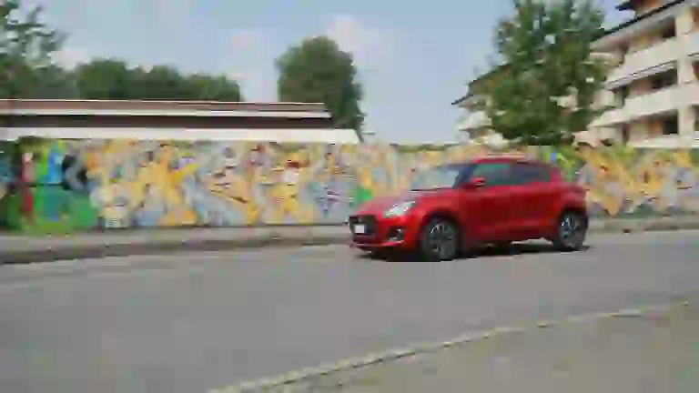 Suzuki Hybrid 2019: la gallery Swift - 7