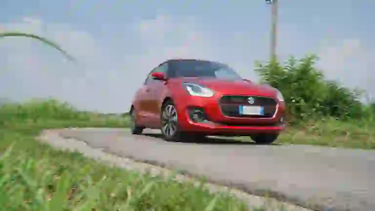 Suzuki Hybrid 2019: la gallery Swift - 26