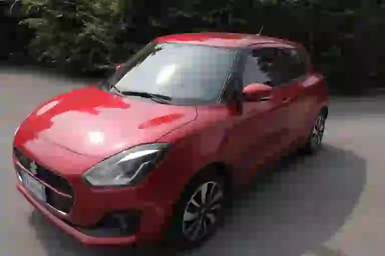 Suzuki Hybrid 2019: la gallery Swift - 40