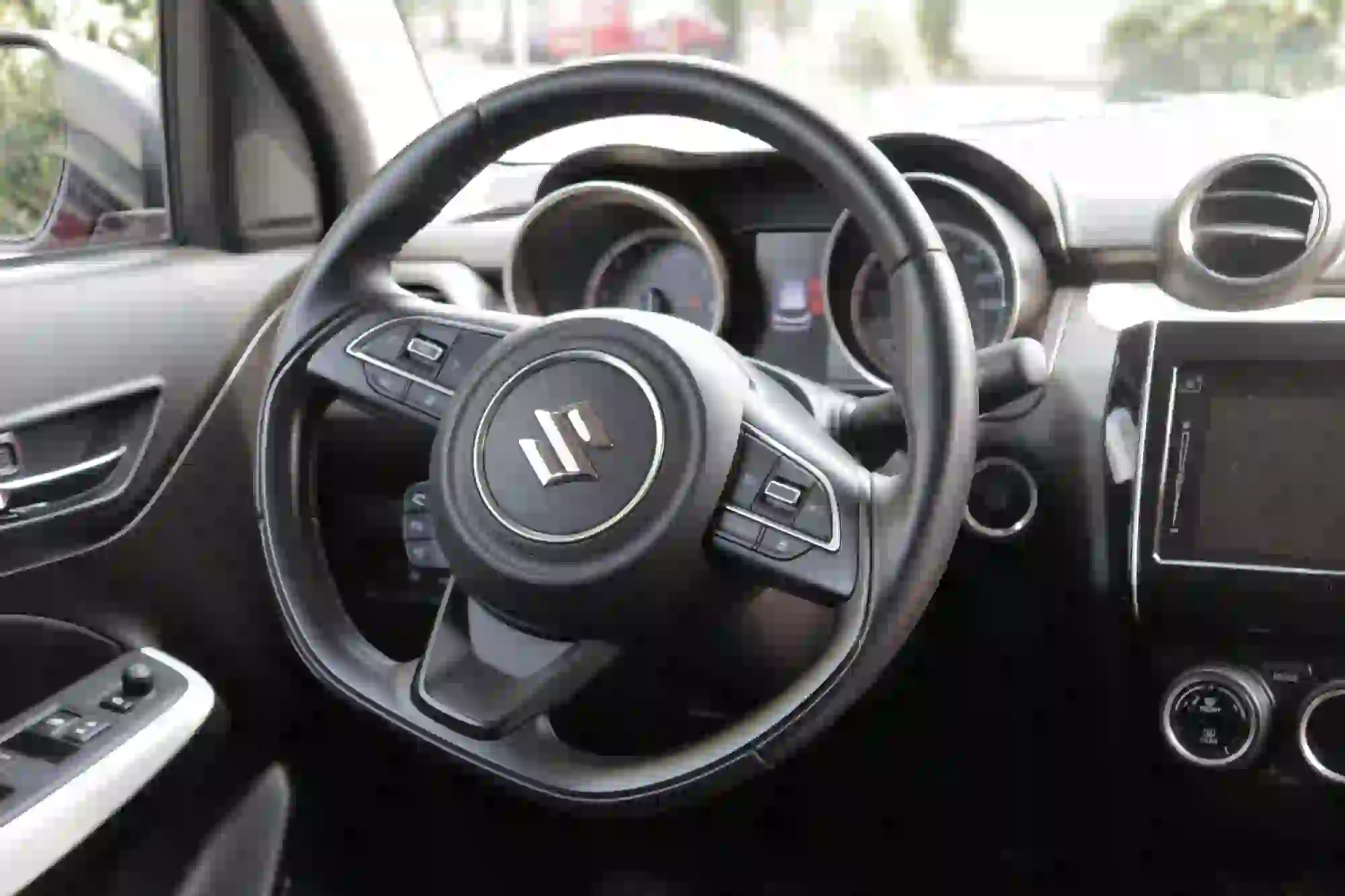 Suzuki Hybrid 2019: la gallery Swift - 45