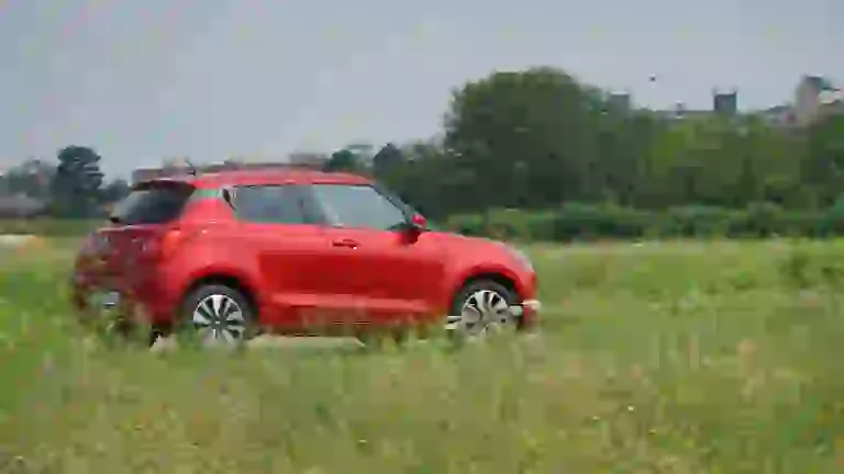 Suzuki Hybrid 2019 - 26