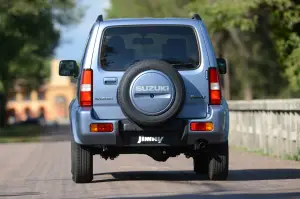 Suzuki Jimny Evolution - 16