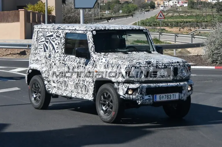 Suzuki Jimny LWB - Foto spia 16-3-2021 - 3
