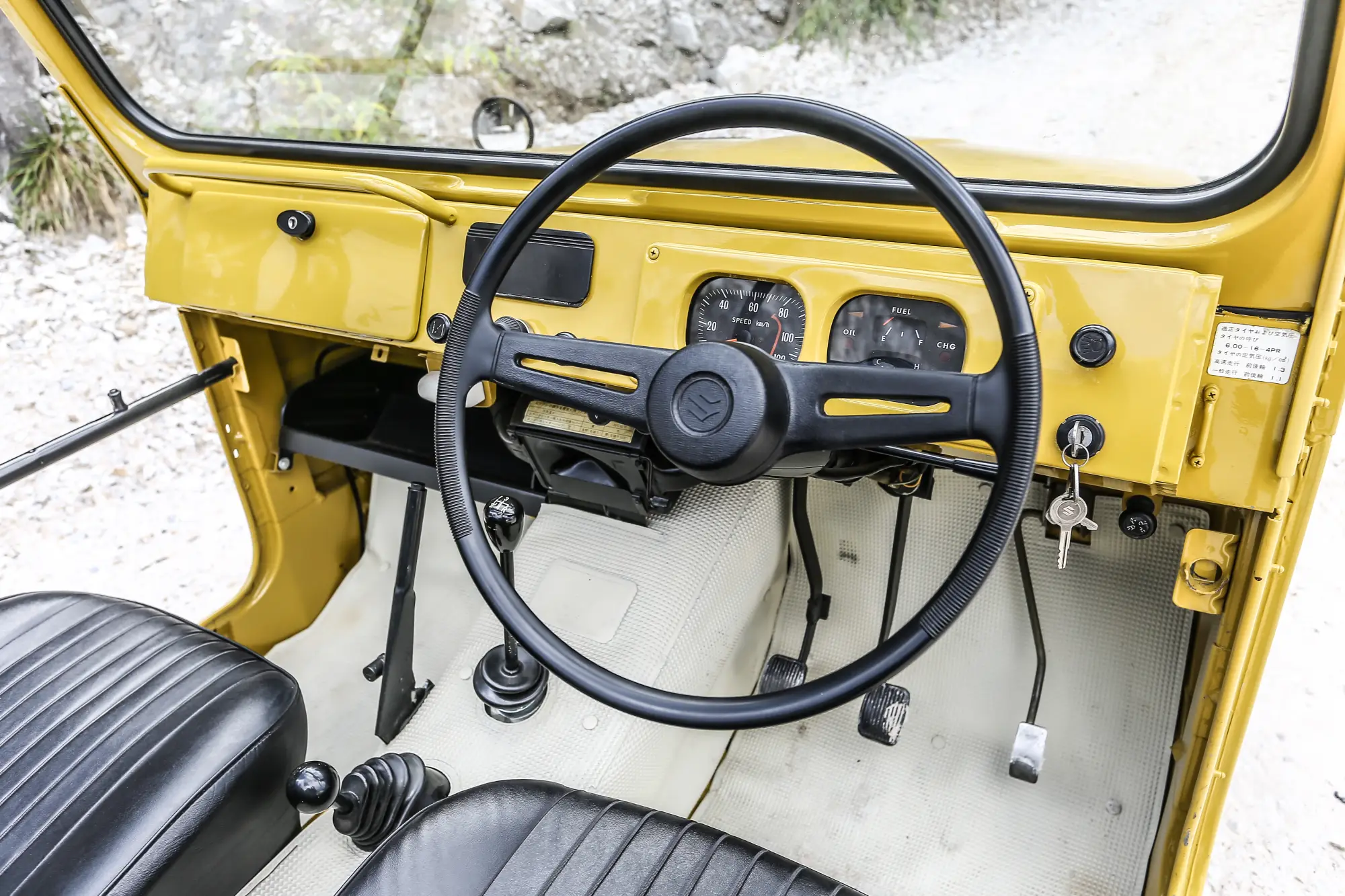 Suzuki Jimny Shinsei - 6