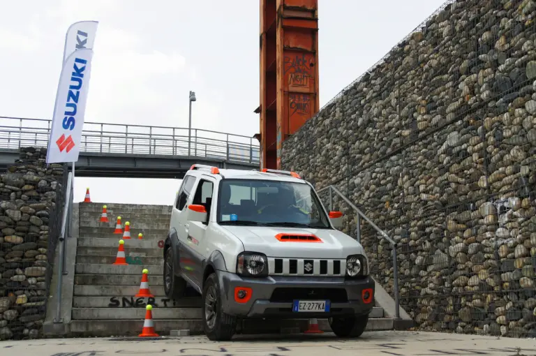 Suzuki Jimny Street - Parco Dora - 25