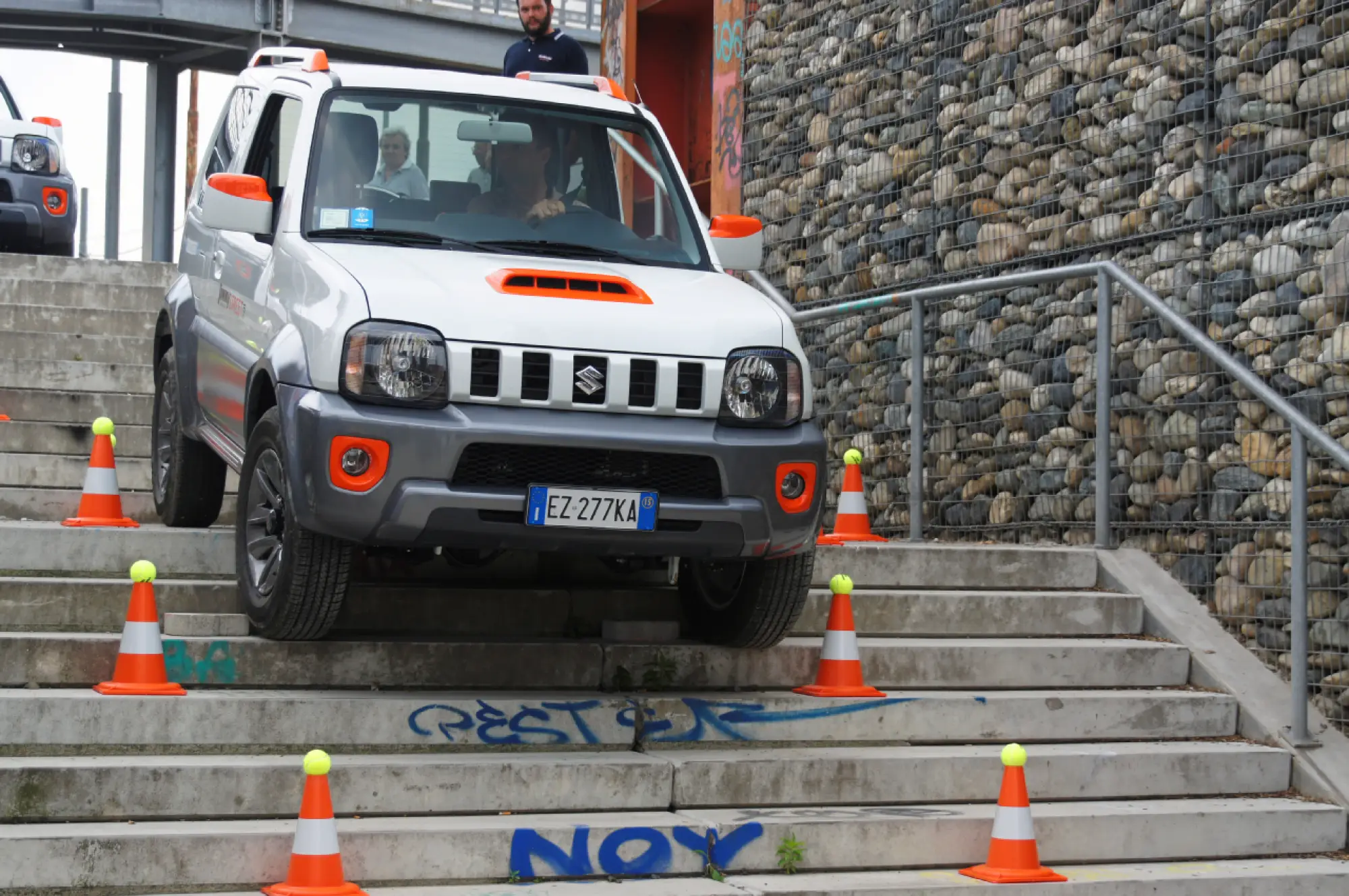 Suzuki Jimny Street - Parco Dora - 98