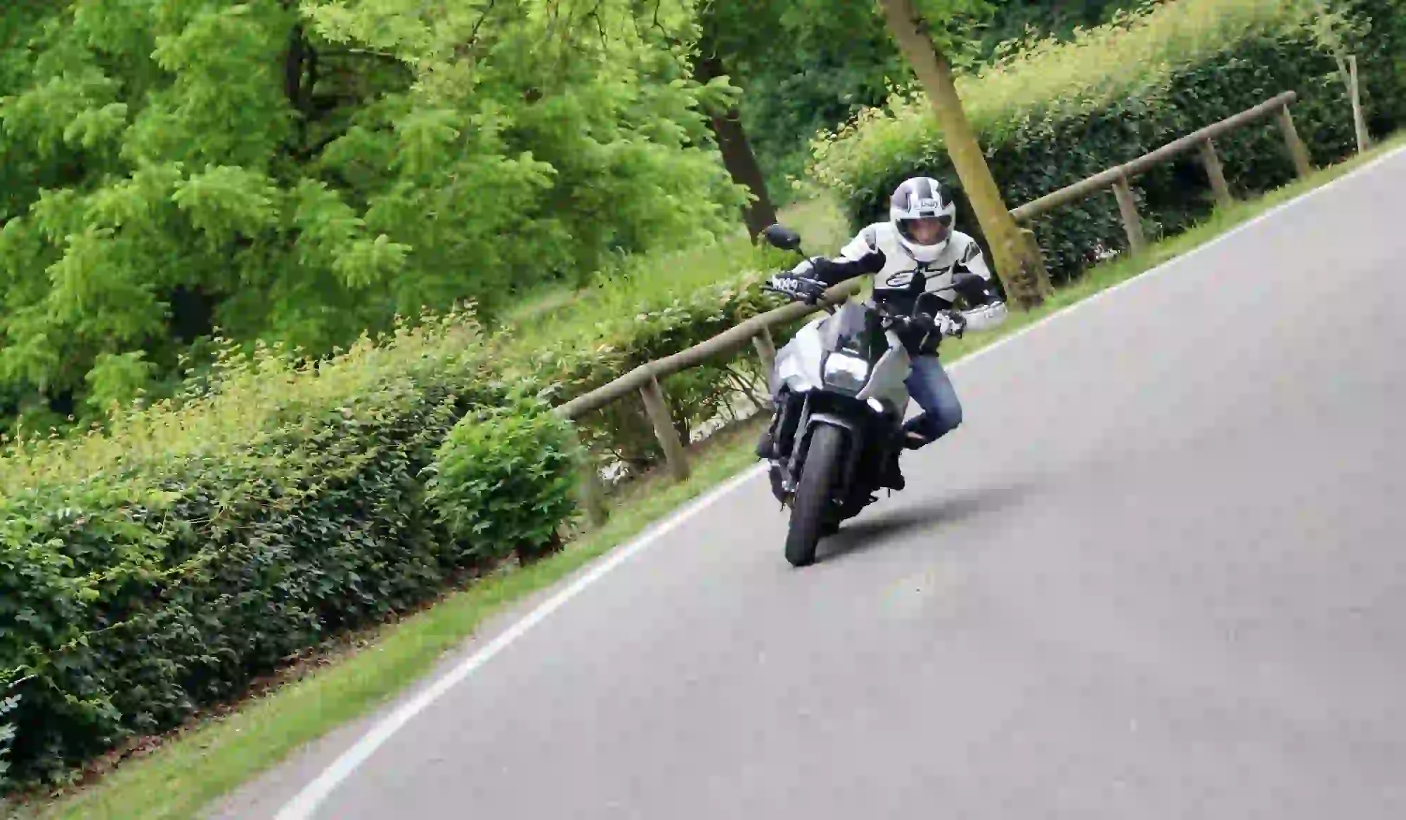 Suzuki Katana 2019 - La prova su strada - 3