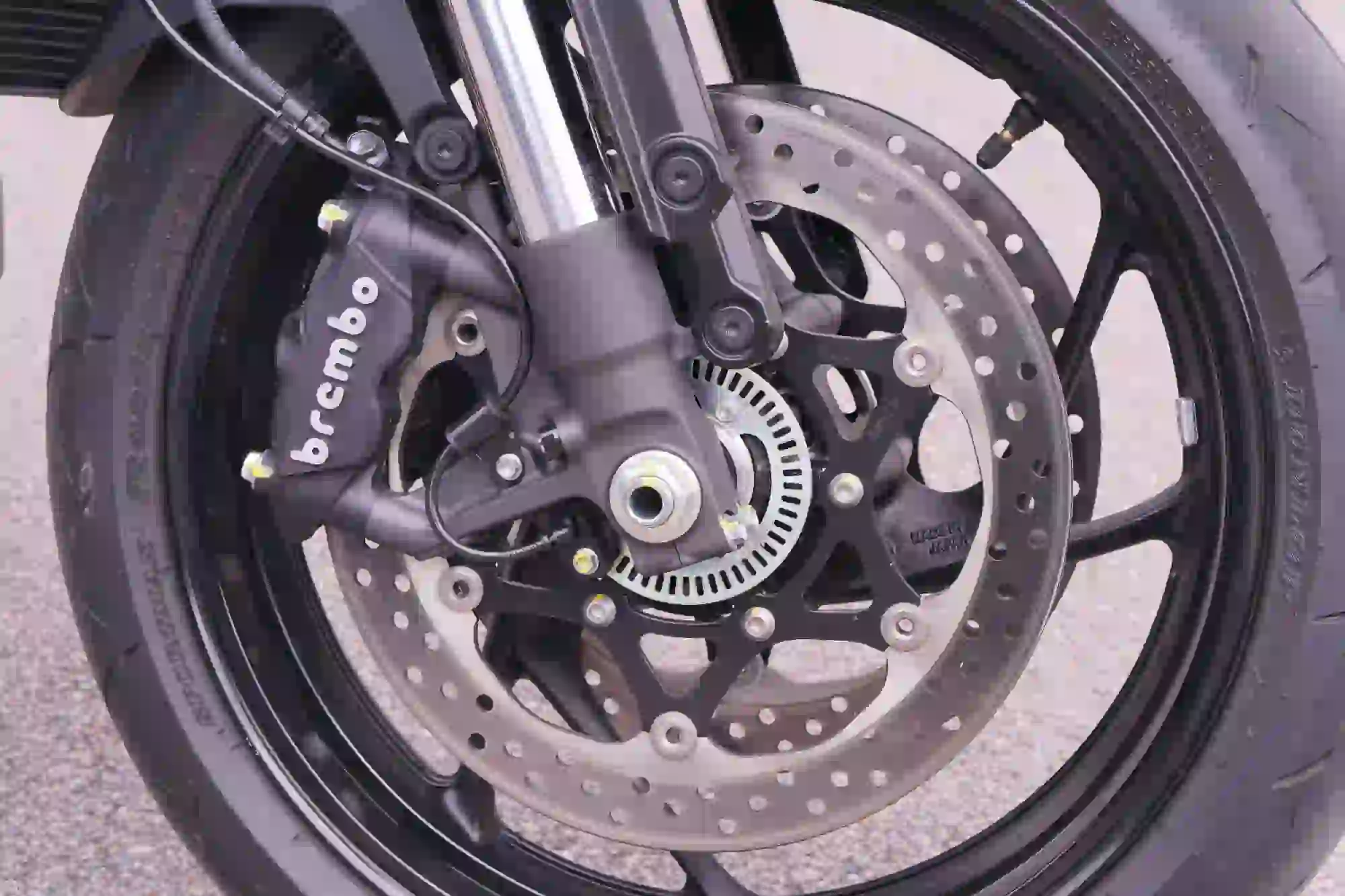 Suzuki Katana 2019 - La prova su strada - 19