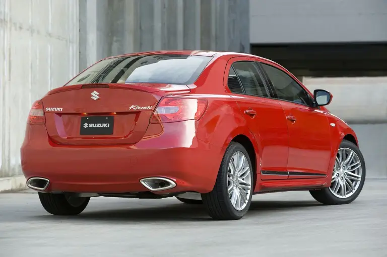 Suzuki Kizashi Sport - 3