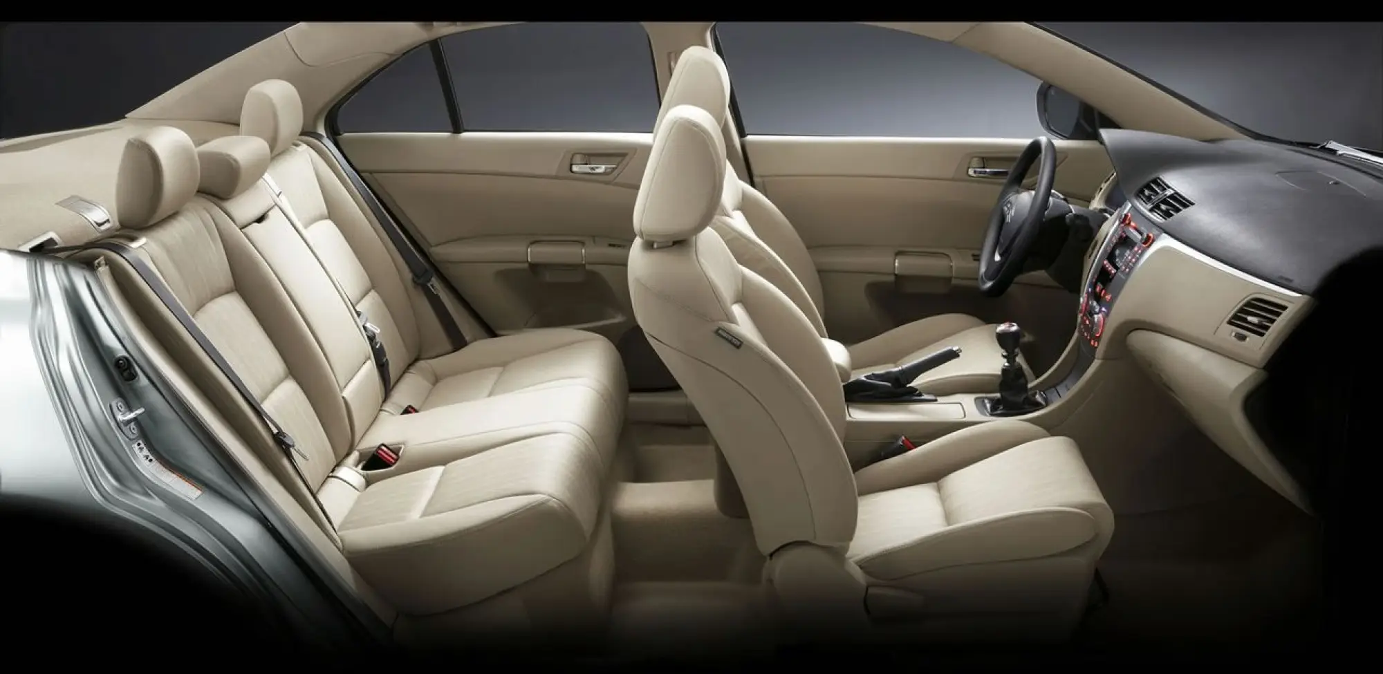 Suzuki Kizashi - 10