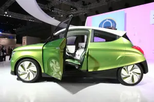 Suzuki Regina - Salone di Tokyo 2011